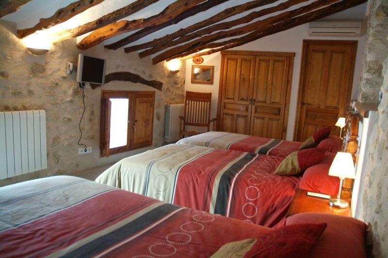 Gasthaus La Llar D'Aitana Alcoleja Zimmer foto