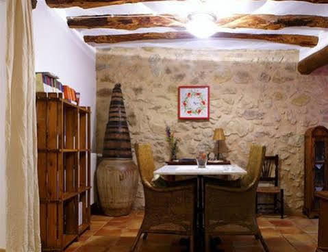 Gasthaus La Llar D'Aitana Alcoleja Exterior foto