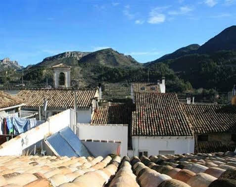 Gasthaus La Llar D'Aitana Alcoleja Exterior foto